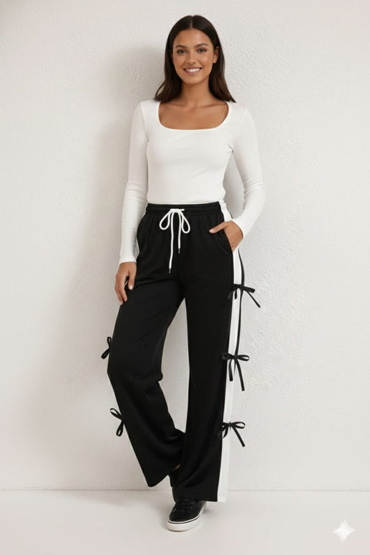 Ribbon Contrast – White Square Neck Top & Black Side Ribbon Wide-Leg Coord Set
