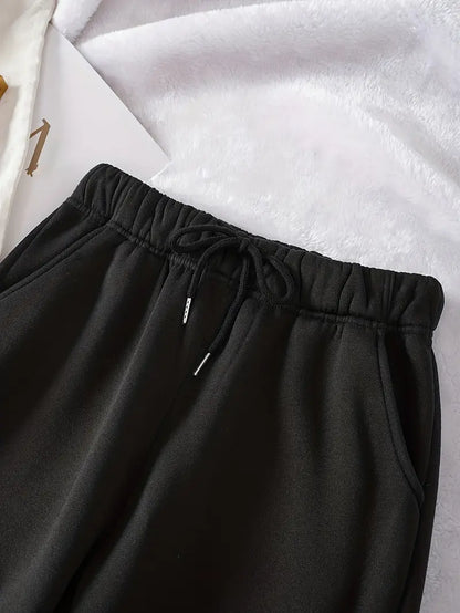 Basic Wide Leg Trouser – Effortless Comfort & Style - Black