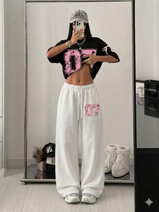 Black 07 Graphic Drop-Shoulder Tee & White Wide-Leg Trouser Set